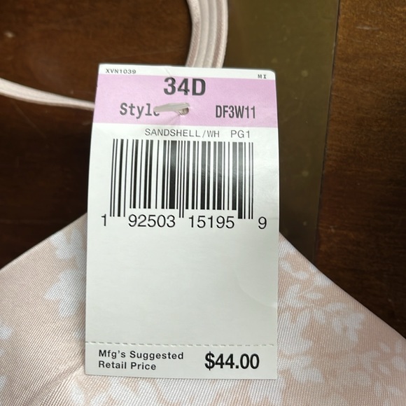 NWT Bali Bra DF3W11/3811 Black (34D), Sandshell (34C or 34D), or Nude (34C) - Picture 2 of 7